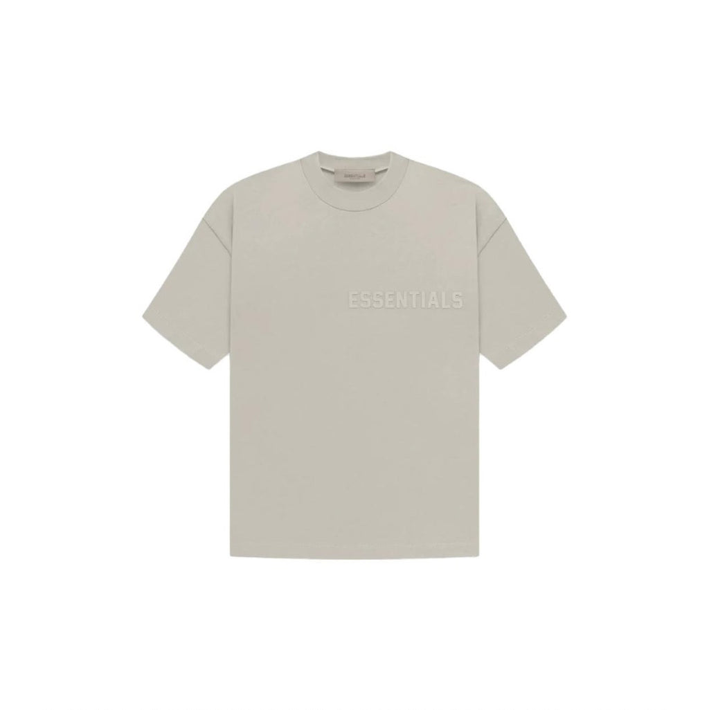Essentials Playera Fear of God T-Shirt - "Light Oatmeal / Cement"