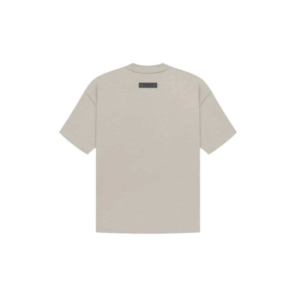 Essentials Playera Fear of God T-Shirt - "Light Oatmeal / Cement"