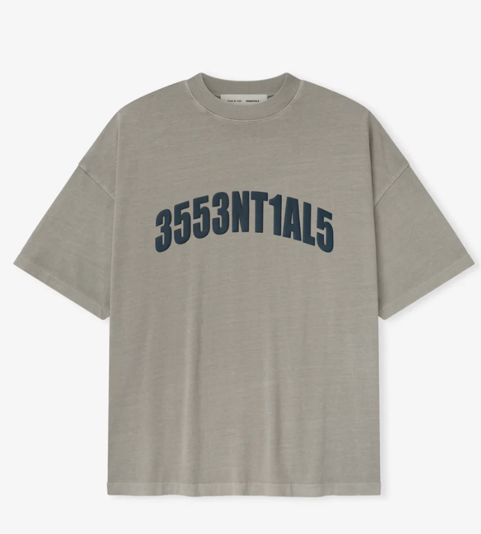 Essentials Playera "3553NT1AL5" Arch Logo Tee.